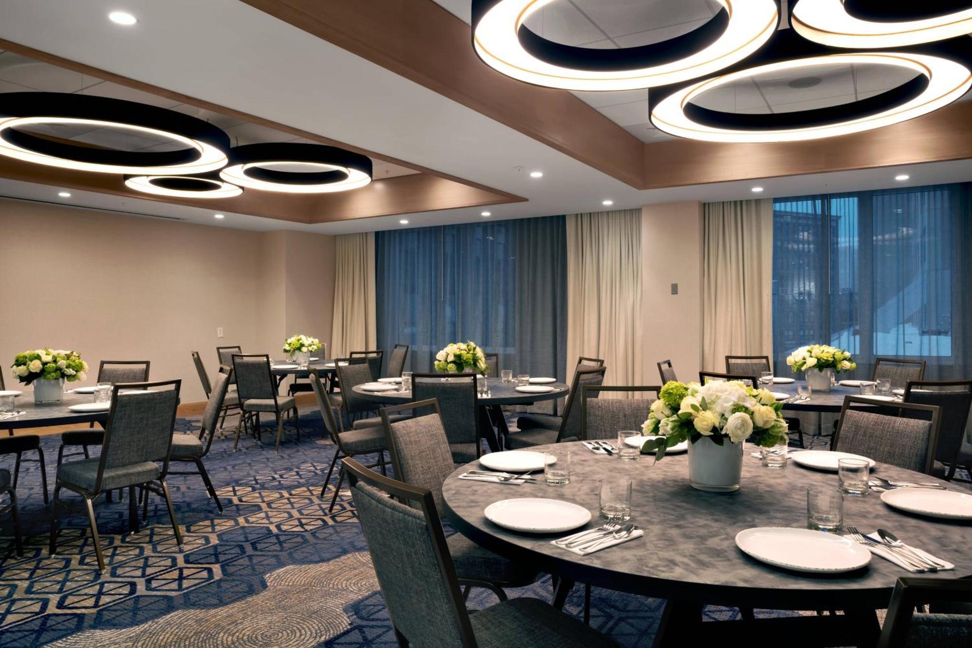 Courtyard Boston Downtown/North Station Hotel Bagian luar foto